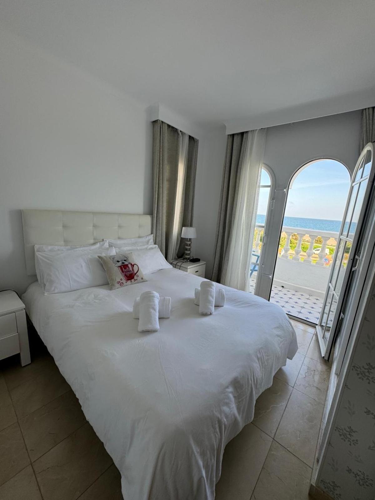 Aldea beach, manilva Castillo de Sabinillas Exteriör bild